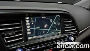 Hyundai AVANTE 1.6 2020 года из Южной Кореи