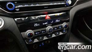 Hyundai AVANTE 1.6 2020 года из Южной Кореи
