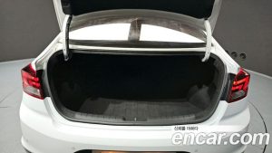 Hyundai AVANTE 1.6 2020 года из Южной Кореи