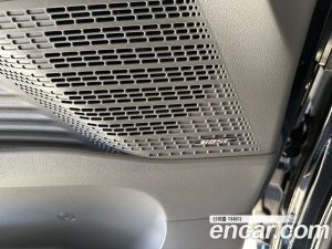 Hyundai Staria 4WD Lounge 7-Seater 2024 года из Южной Кореи