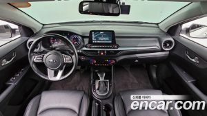 Kia K3 Standard 2021 года из Южной Кореи