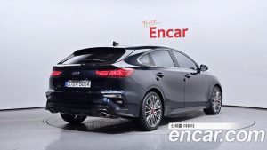Kia K3 5Door GT Prestige 2021 года из Южной Кореи