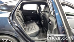 Kia K3 5Door GT Prestige 2021 года из Южной Кореи