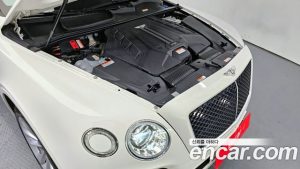 Bentley Bentayga 4.0 V8 2020 года из Южной Кореи