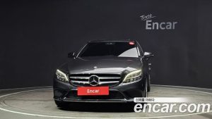 Mercedes-Benz C-Class C200 Avantgarde 2020 года из Южной Кореи