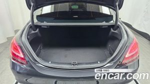 Mercedes-Benz C-Class C200 Avantgarde 2020 года из Южной Кореи