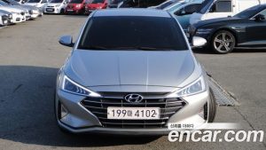 Hyundai AVANTE 1.6 2020 года из Южной Кореи