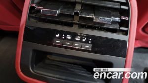 Maserati Quattroporte 3.0 V6 2020 года из Южной Кореи