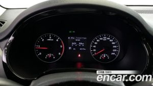 Kia Seltos Дизель 1.6 2WD 2020 года из Южной Кореи