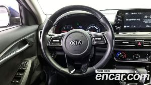 Kia Seltos Дизель 1.6 2WD 2020 года из Южной Кореи