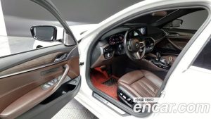 BMW 5-Series 520d M Sport Plus 2020 года из Южной Кореи
