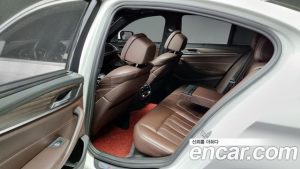 BMW 5-Series 520d M Sport Plus 2020 года из Южной Кореи