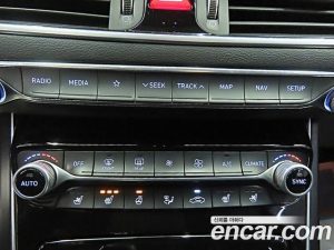 Hyundai Grandeur 2.4 Premium 2019 года из Южной Кореи