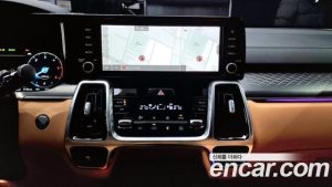 Kia Sorento Дизель 2.2 2WD 2021 года из Южной Кореи