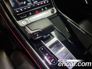 Audi A8 60 TFSI 4WD LWB 2020 года из Южной Кореи