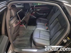 Audi A8 60 TFSI 4WD LWB 2020 года из Южной Кореи