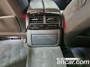 Audi A8 60 TFSI 4WD LWB 2020 года из Южной Кореи