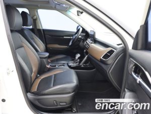 Kia Seltos Бензин 1.6 Turbo 2WD 2021 года из Южной Кореи