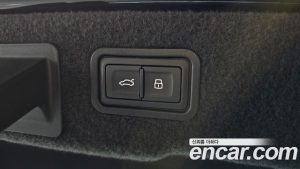 Audi A8 50 TDI 4WD LWB 2020 года из Южной Кореи