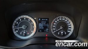 Hyundai Venue 1.6 Flux 2021 года из Южной Кореи
