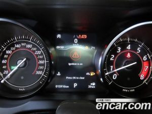 Jaguar F-TYPE P300 Coupe 2020 года из Южной Кореи