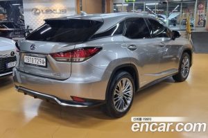 Lexus RX Executive 2021 года из Южной Кореи