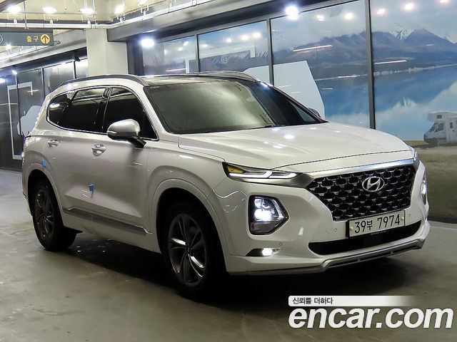 Hyundai Santafe Дизель 2.0 2WD 2020 года из Кореи