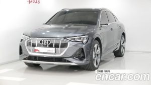 Audi e-tron 55 4WD Sportback 2023 года из Южной Кореи