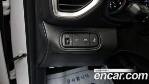 Hyundai Venue 1.6 Modern 2020 года из Южной Кореи