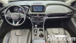 Hyundai Santafe Дизель 2.0 2WD 2020 года из Южной Кореи