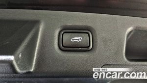 Hyundai Santafe Дизель 2.0 2WD 2020 года из Южной Кореи