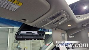 Hyundai Santafe Дизель 2.0 2WD 2020 года из Южной Кореи