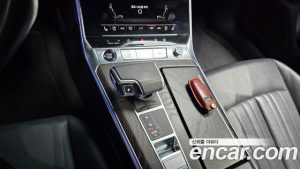 Audi A6 45 TFSI 4WD Premium 2021 года из Южной Кореи