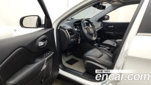 Jeep Cherokee 2.4 Limited 2WD 2020 года из Южной Кореи