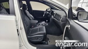 Kia Sportage Дизель 1.6 2WD 2022 года из Южной Кореи