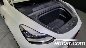 Tesla Model Y LONG RANGE 2021 года из Южной Кореи