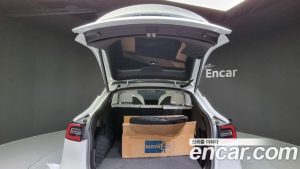 Tesla Model Y LONG RANGE 2021 года из Южной Кореи