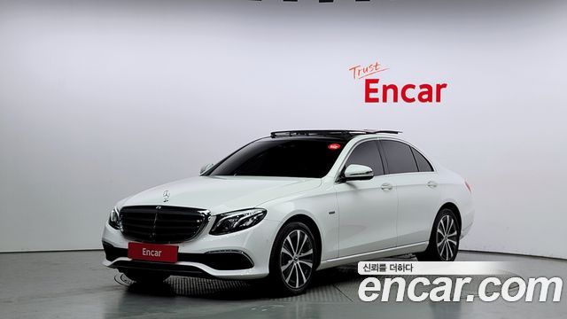 Mercedes-Benz E-Class E300e Exclusive 2019 года из Кореи