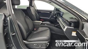 Hyundai Grandeur Calligraphy 2023 года из Южной Кореи