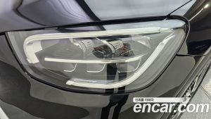 Mercedes-Benz GLC-Class GLC220 d 4MATIC 2020 года из Южной Кореи