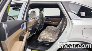 Kia Sorento HEV 1.6 2WD 2024 года из Южной Кореи