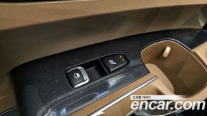 Kia Sorento HEV 1.6 2WD 2024 года из Южной Кореи