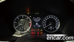 Hyundai Santafe Дизель 2.0 2WD 2020 года из Южной Кореи