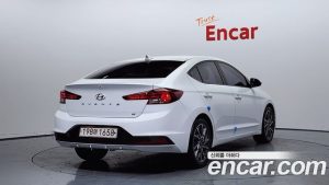 Hyundai AVANTE 1.6 2020 года из Южной Кореи
