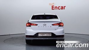 Hyundai AVANTE 1.6 2020 года из Южной Кореи