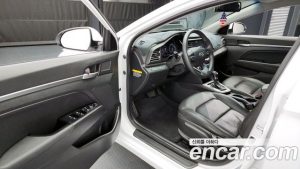 Hyundai AVANTE 1.6 2020 года из Южной Кореи