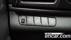 Hyundai AVANTE 1.6 2020 года из Южной Кореи