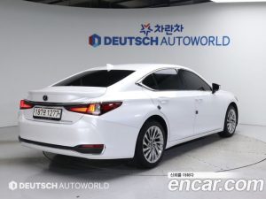 Lexus ES Luxury Plus 2023 года из Южной Кореи
