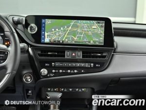 Lexus ES Luxury Plus 2023 года из Южной Кореи