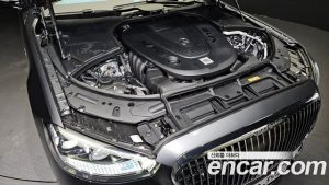 Mercedes-Benz S-Class Maybach S680 4MATIC 2023 года из Южной Кореи